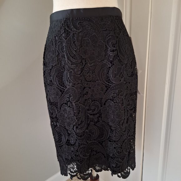 Black Skirt w/ Lace Overlay Adrianna Papell Evening Essentials Lord & Taylor NWT - Picture 4 of 9